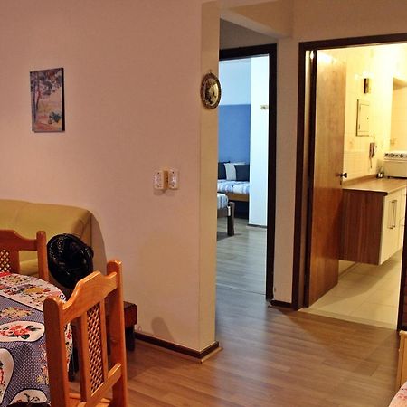 Apartamento Familiar - Praia Da Enseada Гуаружа Экстерьер фото