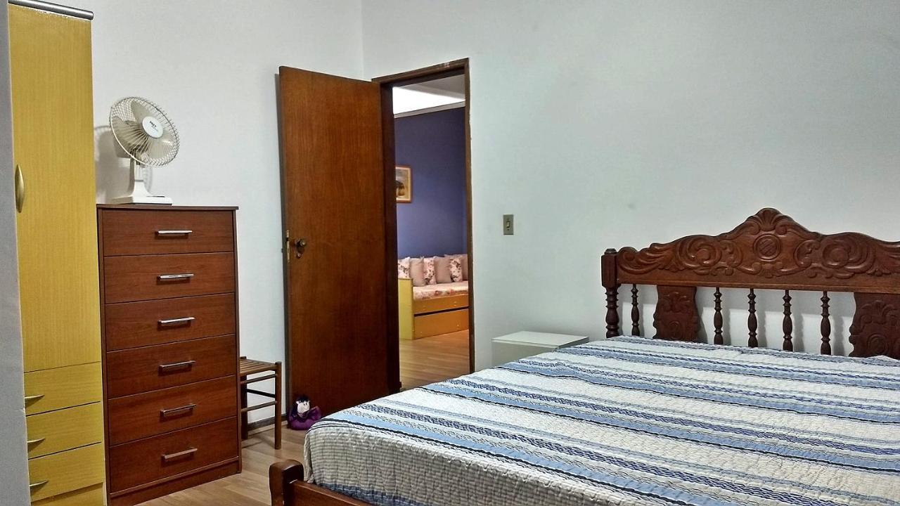 Apartamento Familiar - Praia Da Enseada Гуаружа Экстерьер фото