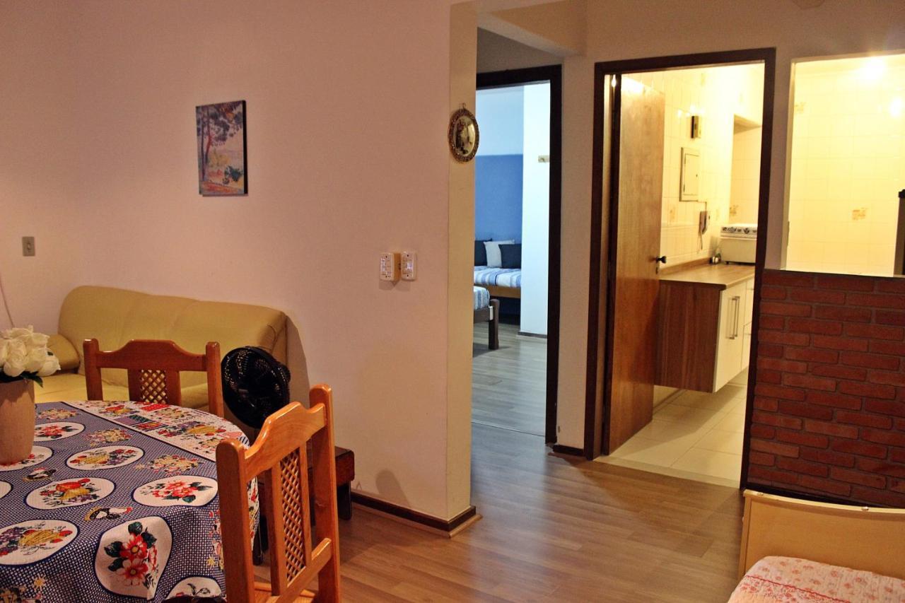 Apartamento Familiar - Praia Da Enseada Гуаружа Экстерьер фото